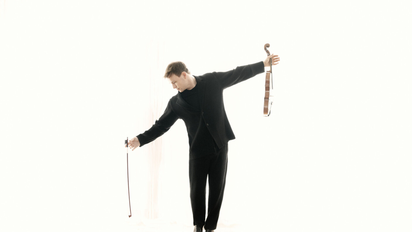 Für seine Bratsche von Gasparo de Salò aus dem 16. Jahrhundert ist viel Feingefühl und zärtliche Handhabung gefragt: Amihai Grosz