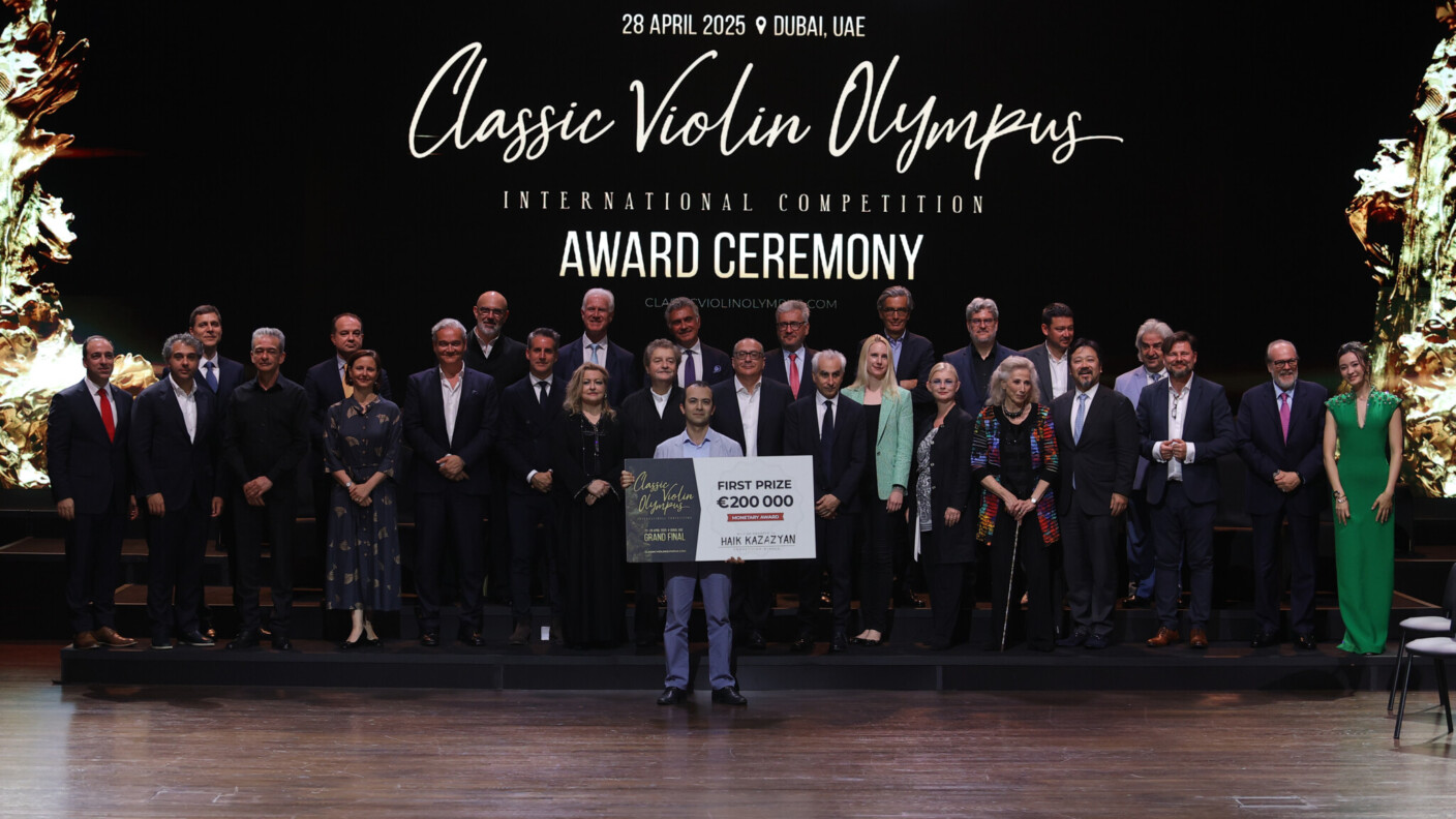 Der Armenier Haik Kazazyan konnte in Dubai die 25-köpfige Jury de Classical Violin Olympus von sich überzeugen