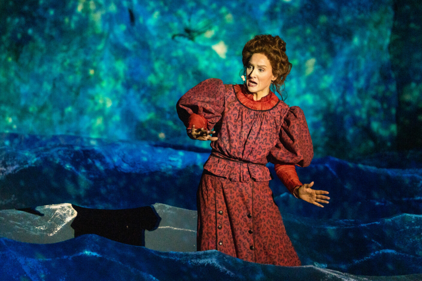 Szenenbild aus „Der fliegende Holländer“ bei Oper im Steinbruch St. Margarethen