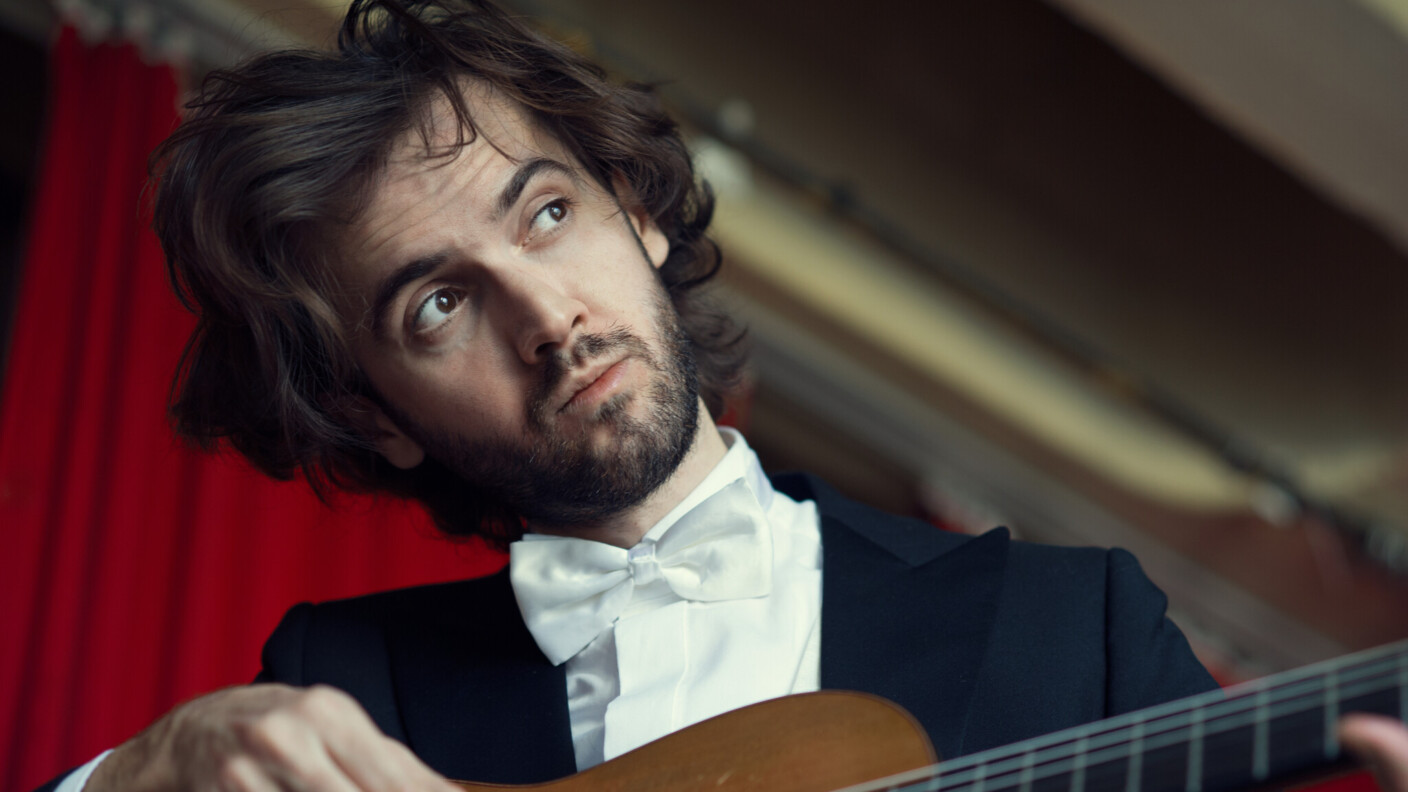 Petrit Çeku ist Preisträger zahlreicher renommierter internationaler Gitarrenwettbewerbe