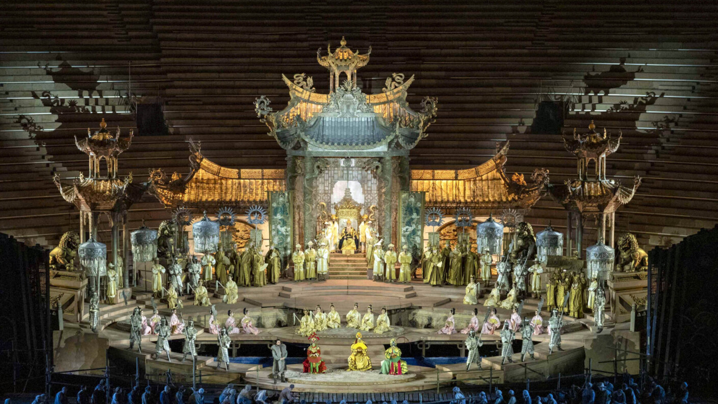 Prunk und Pracht: „Turandot“ bei den Opernfestspielen in der Arena di Verona 2024